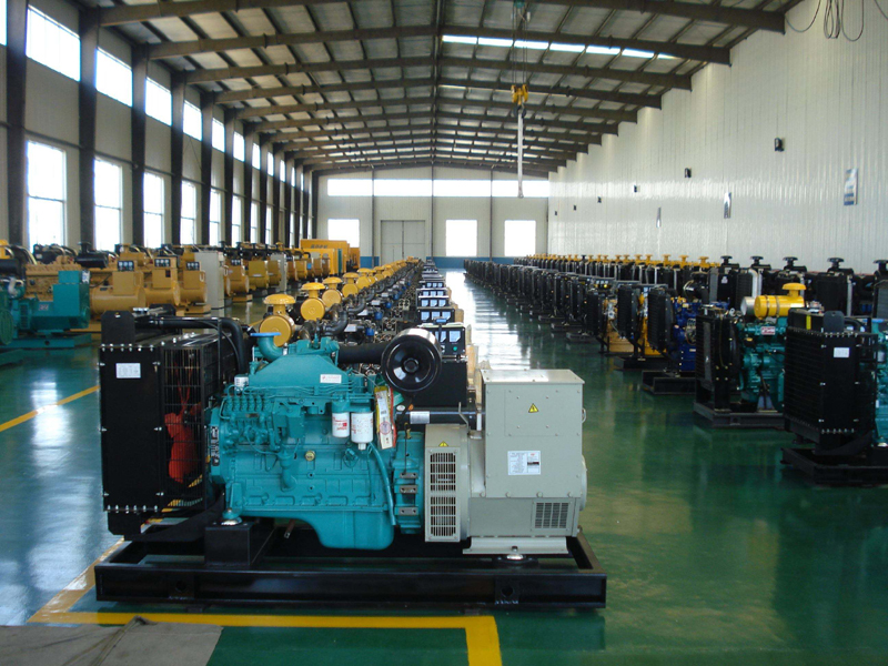 岑巩租赁发电机-柴油发电机组冒蓝烟、冒黑烟、冒白烟故障分析