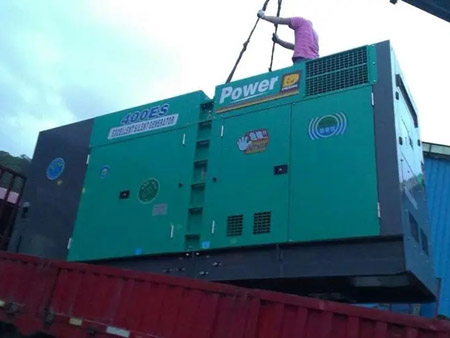 岑巩柴油发电机组转速不稳定时，如何对发动机进行维护？