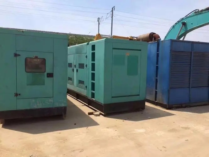 岑巩柴油发电机组的电压和功率之间有什么关系？