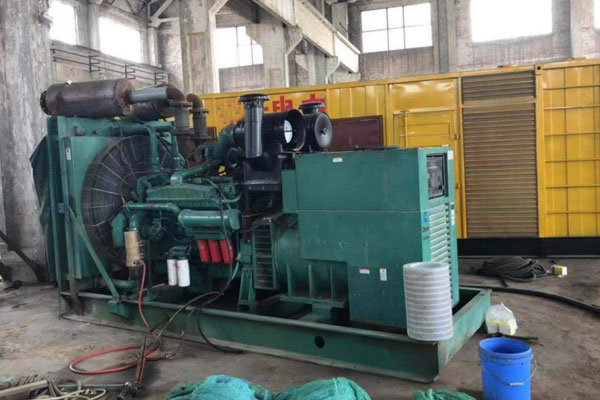 岑巩发电机组的空气滤清器应该如何保养？