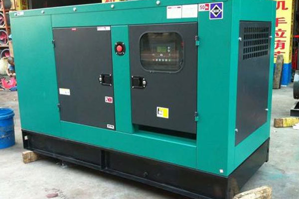 岑巩如何检查机油的使用时间？