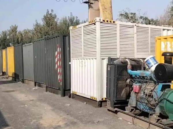 岑巩200KW柴油发电机机组每小时油耗是多少？